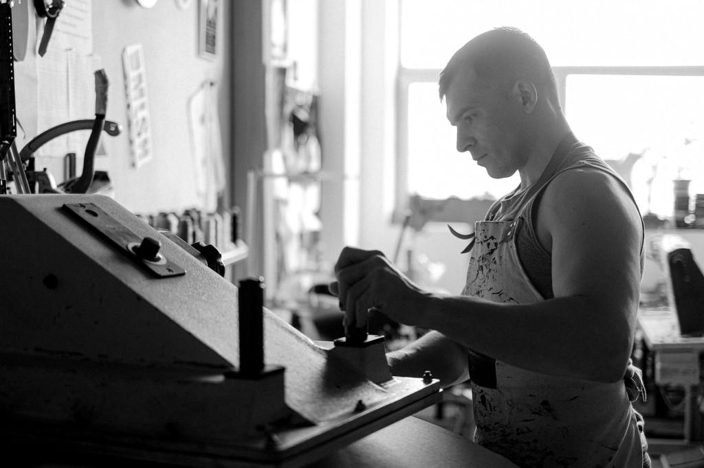 Flint’s Paper Batteries Are Now in Production and&nbsp;Available